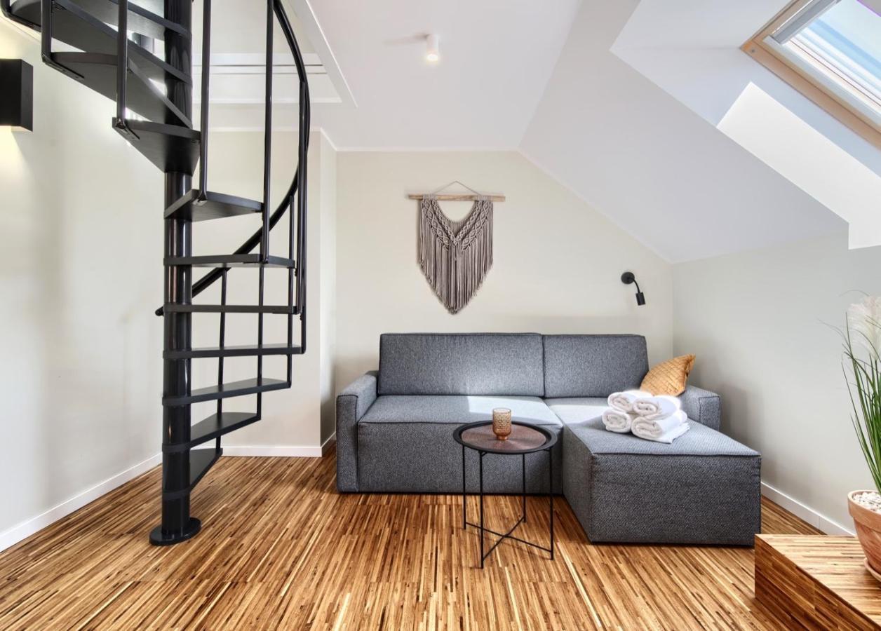 Apartament Piaskowy Хмелно Екстериор снимка